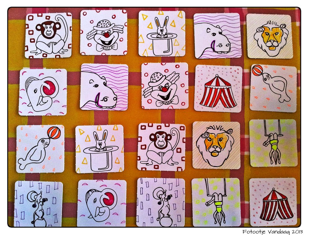 Voor Zaanse Zolder maakte ik geen gewone tekening maar 22 mini-tekeningetjes, een memoryspel.